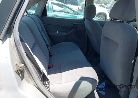 2001 Ford Focus Lx z USA, uszkodzony, nr VIN 1FAFP33P31W327982